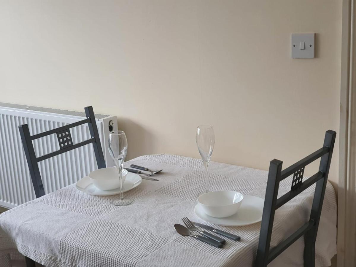 Chantilly Apartman Ickenham Kültér fotó